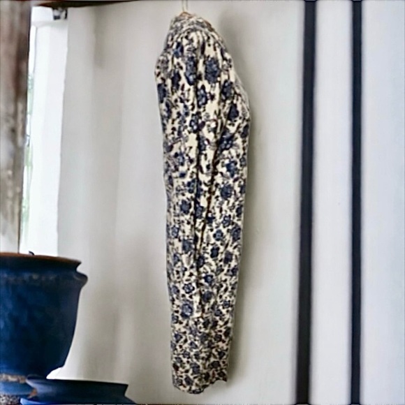 Moon River Blue Floral Corduroy Dress Size Small - Picture 4 of 11